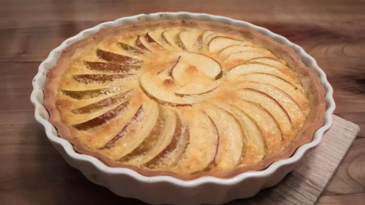 Tarte aux Pommes Normande Façon Grand-Mère