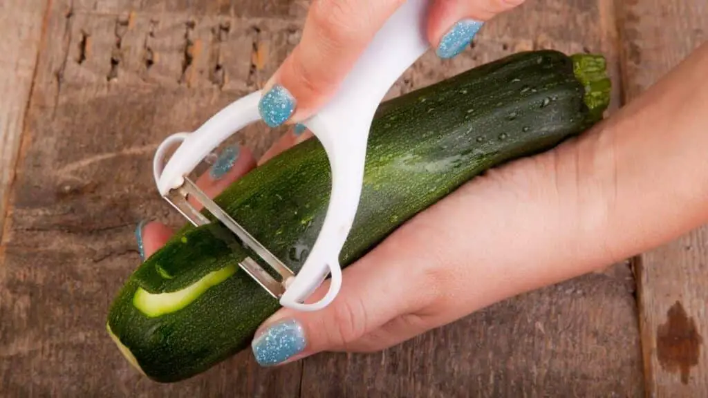 faut il eplucher les courgettes